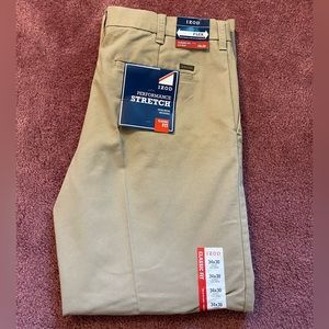 Izod khakis